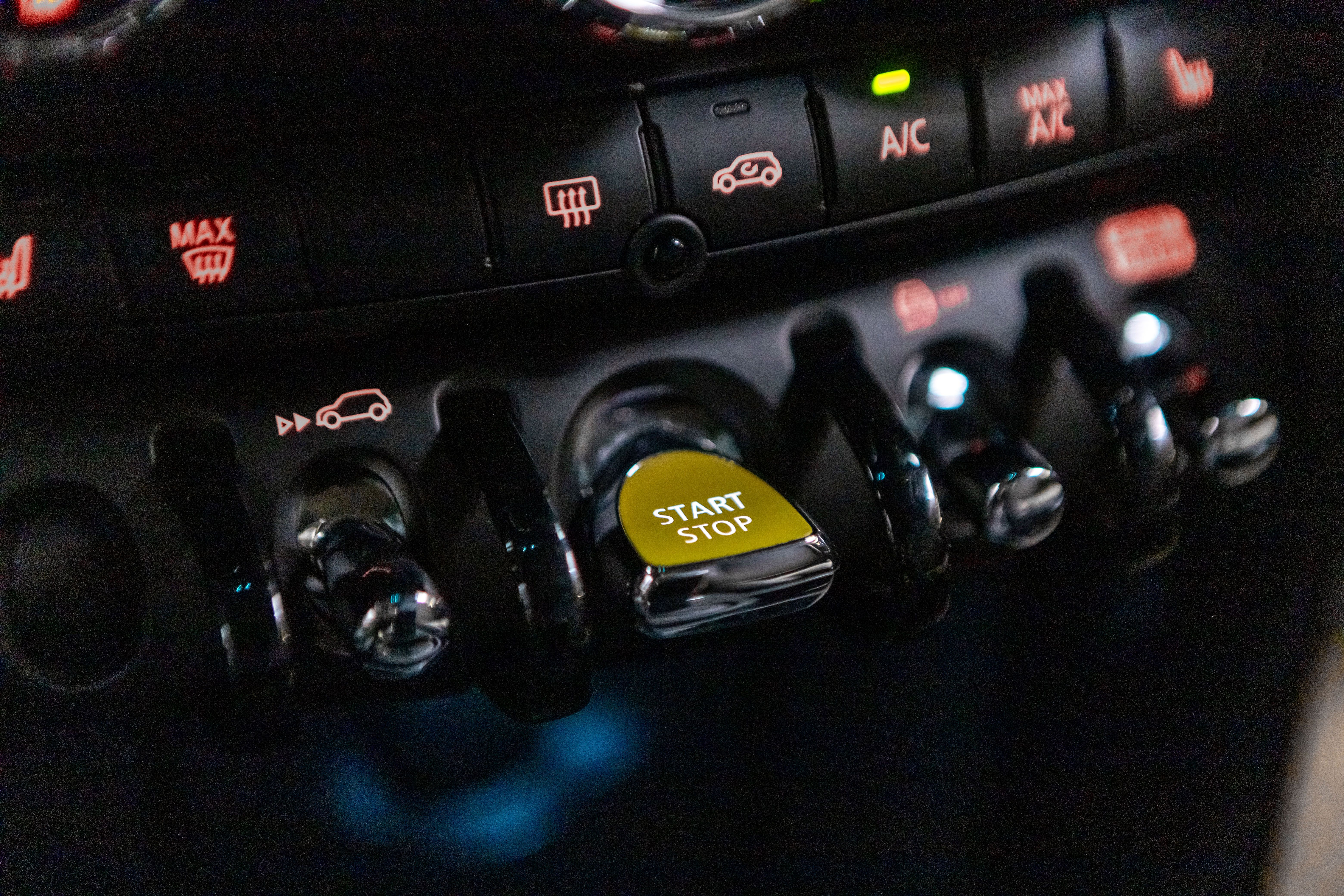MINI Cooper SE, 184hp, 2023