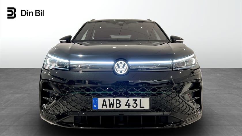 Bild 4 av Volkswagen Tiguan eHybrid R-Line Black DSG Drag/Pano/Harman