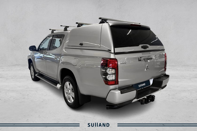 Bilde 3 av Mitsubishi L200 Dobbelcab Webasto m/fjernkontroll/Led bar