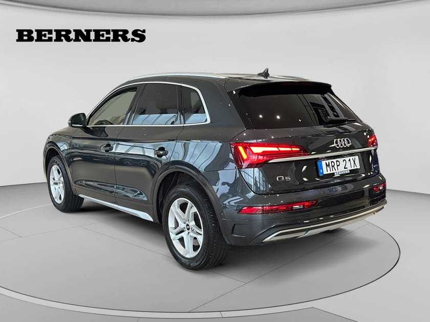 Bild 3 av Audi Q5 40 TDI quattro Proline Advanced Matrix/Cockpit/Alp