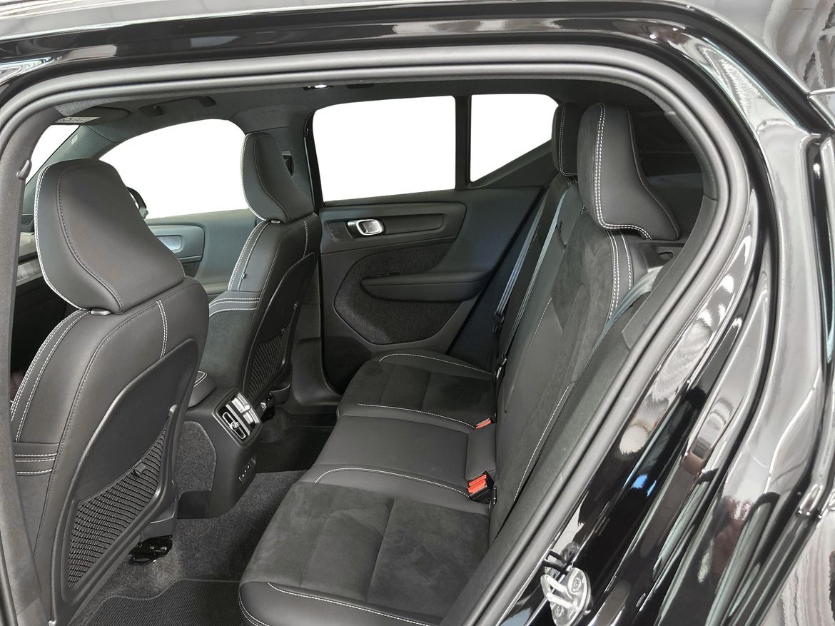 Volvo EX40 2025 - miniatyr 8