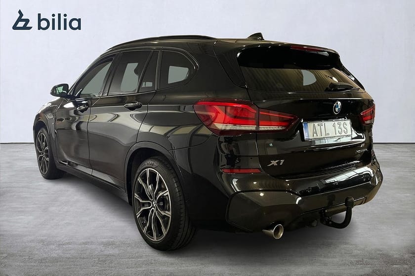 Bild 2 av BMW X1 xDrive25e | M Sport | Backkamera | Drag