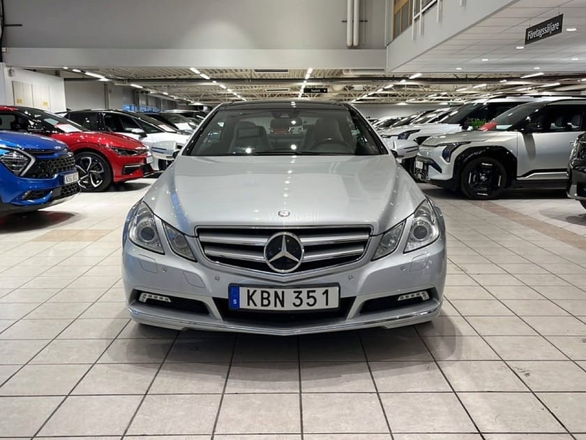 Bild 2 av Mercedes-Benz E 350 Coupé CGI BE BLUEEFFIENCY 7G-TRONIC 292HK