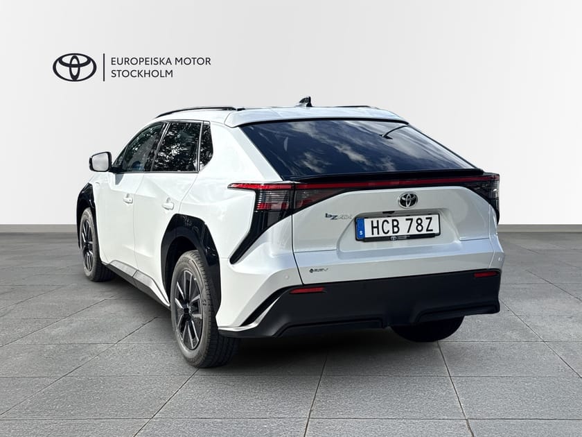Bild 2 av Toyota bZ4X