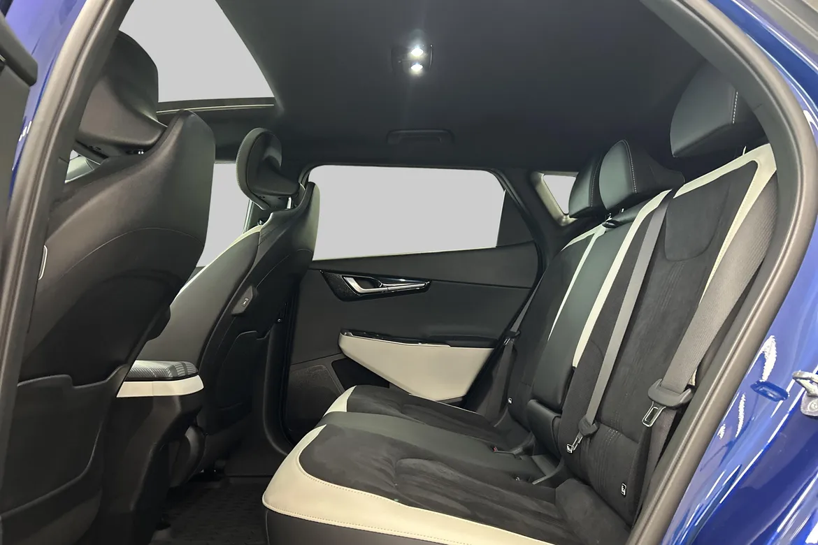 picture of a car