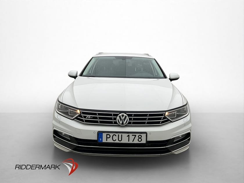 Bild 2 av Volkswagen Passat Sportscombi TDI 4M 190hk R-Line Kamera CarPlay  Drag