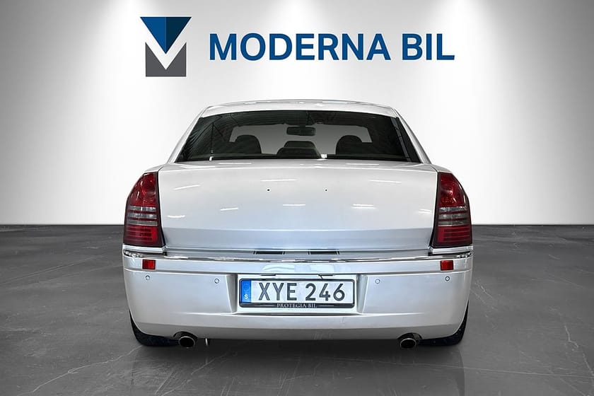 Bild 5 av Chrysler 300C 3.0 V6 CRD 218hk Automat Sv-såld 20 tum Helskinn Boston