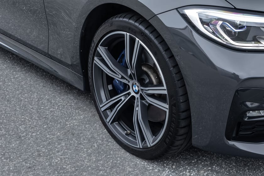 Bilde 3 av BMW 330d xDrive Sedan M-Sport Krok Webasto A.Cruise H/K HUD