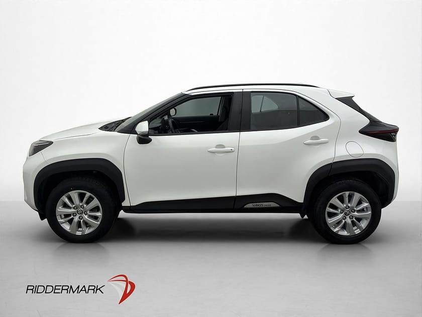 Bild 4 av Toyota Yaris Cross Hybrid AWD-i AWD 116hk Active Kamera Rattvärme