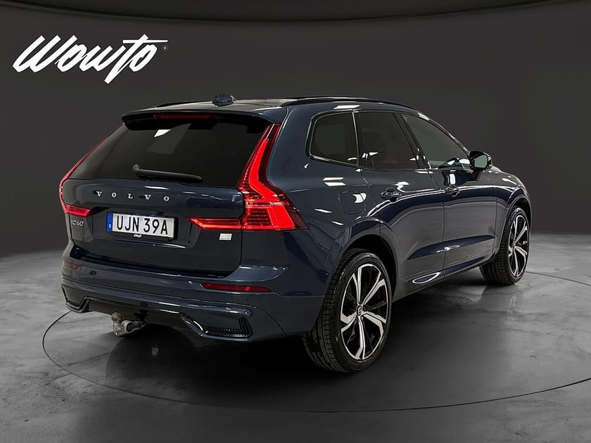 Bild 5 av Volvo XC60 Recharge T8 AWD 392HK R-Design /Pano /H/K /Drag
