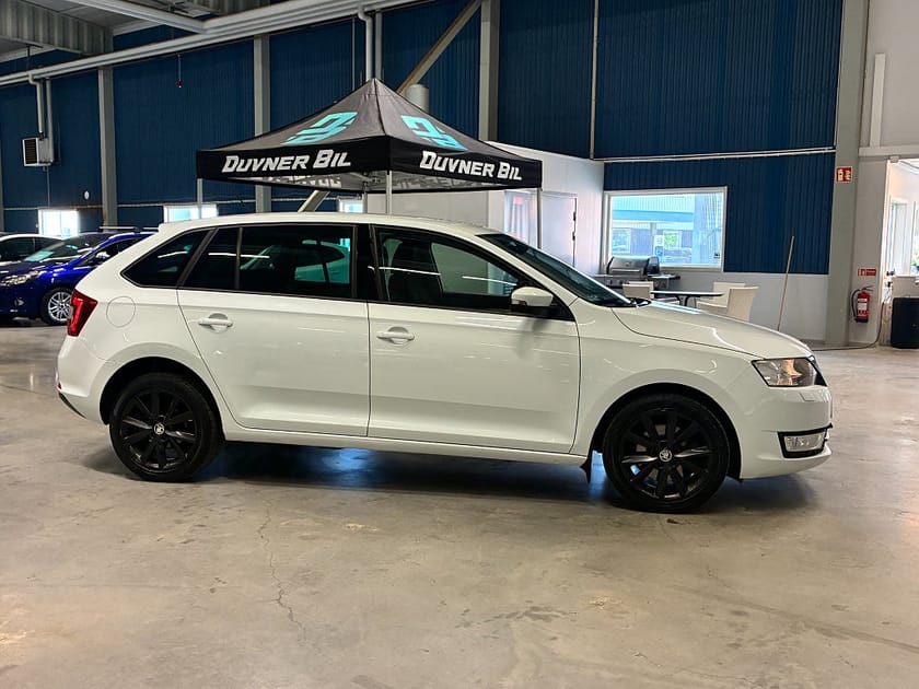 Bild 3 av Škoda Rapid Spaceback Skoda Style 1.2 TSI | P-sensor | ACC