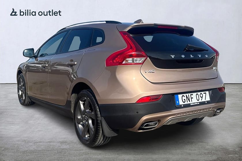 Bild 4 av Volvo V40 Cross Country D3 Summum BE Pro 150hk Värmare Pano Kamera Kamrem Bytt