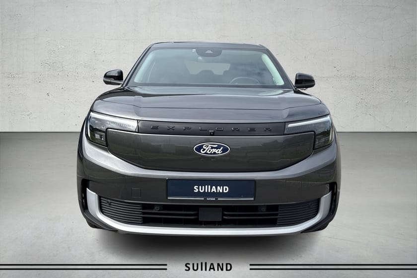 Bilde 2 av Ford Explorer EV Extended Range RWD HENGERFESSTE | 360 KAMERA | HEAD-UP DISPLAY