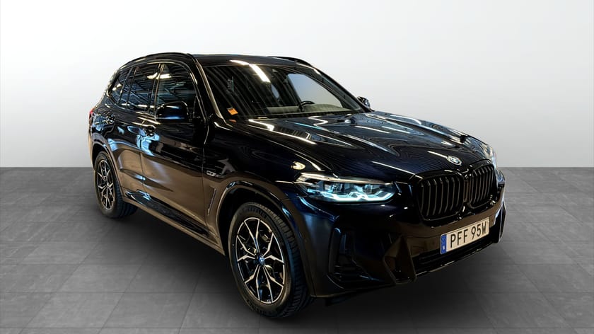 Bild 3 av BMW X3 xDrive30e | M-Sport | Högglans Shadow Line | Drag | Backkamera| Helläder