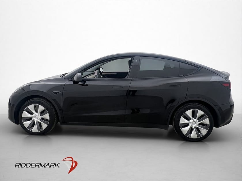 Bild 5 av Tesla Model Y Long Range AWD Autopilot Kamera MOMS