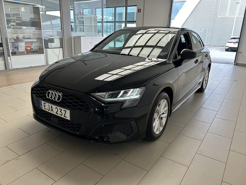 Bild 3 av Audi A3 Sportback 35 TFSI 150hk PROLINE