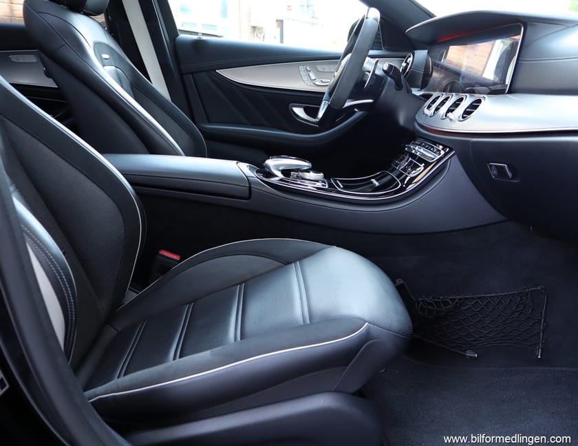 Bild 5 av Mercedes-Benz AMG E 63 S 4MATIC+ 612hk  Night Pano Burmester