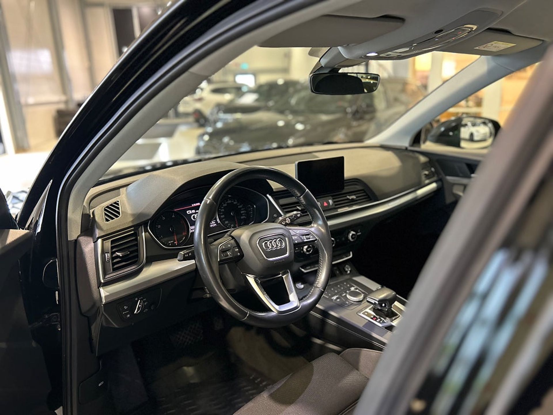 Audi Q5 2020, photo 7/10