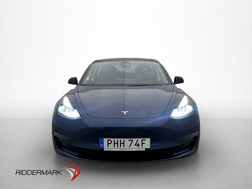 Bild 3 av Tesla Model 3 Long Range AWD Svensksåld Panorama Drag