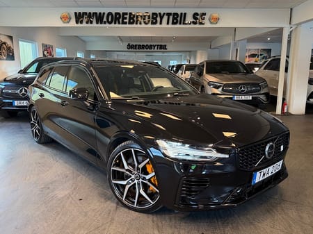 Volvo V60 Recharge T8 AWD Polestar Engineered H(K Drag Pano HUD
