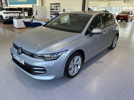 Volkswagen Golf Life Edition 1.5 eTSI 150 DSG7
