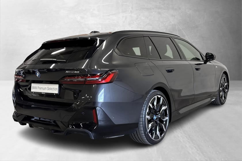 Bilde 4 av BMW i5 xDrive40 Touring Touring, M-Sport PRO, B&W, Pano, H-feste, 21"