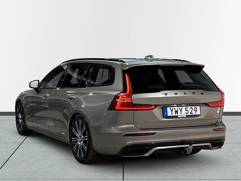 Bild 5 av Volvo V60 T5 Geartronic R-Design Drag Pano Kamera Elbaklucka SoV