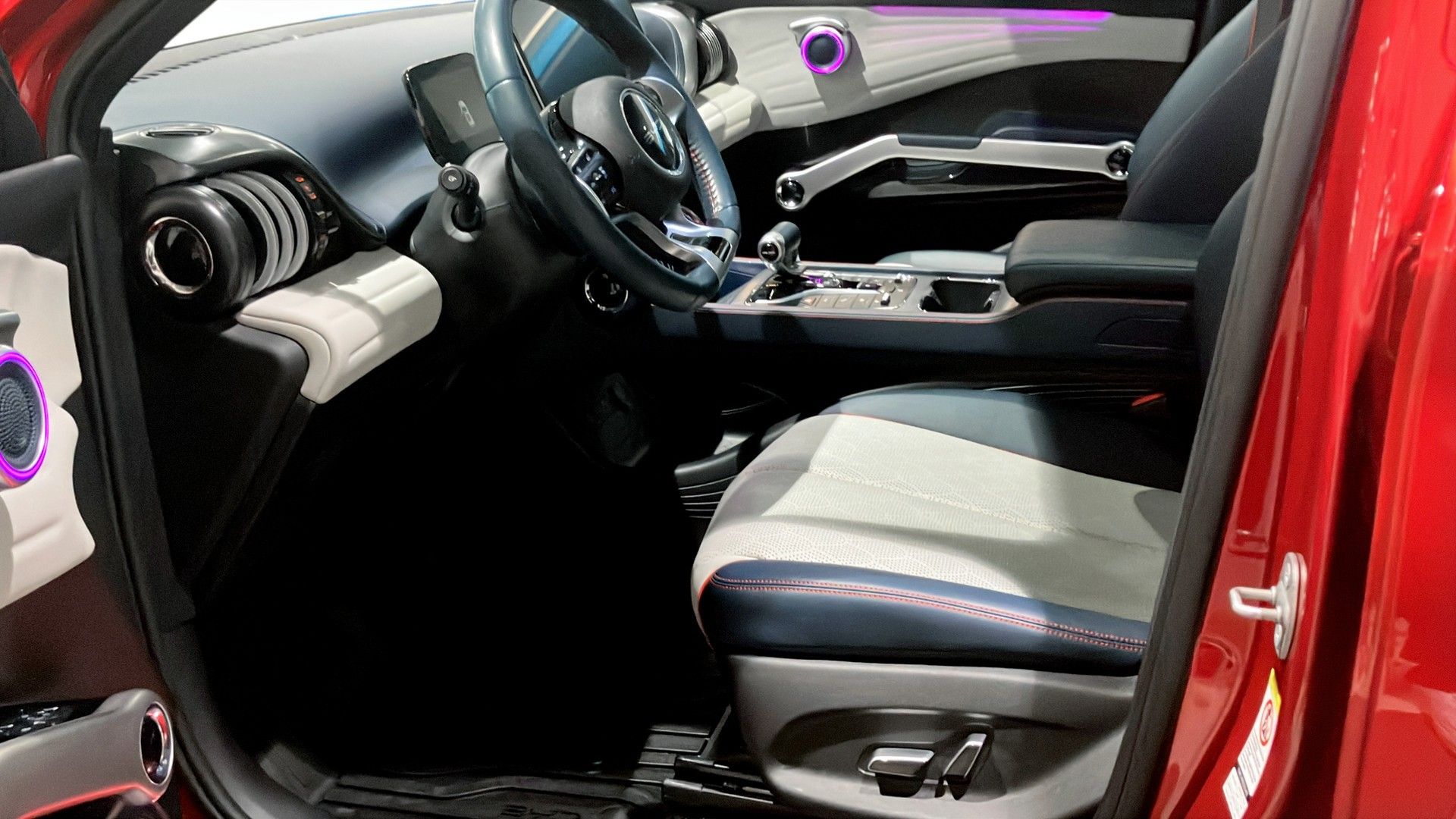 BYD Atto 3 DESIGN 2022, bild 7/10
