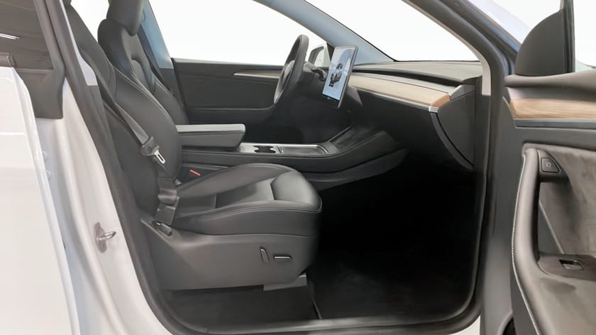 Bild 3 av Tesla Model Y Performance Performance, 534hk, |Drag|Pano|Backkamera|
