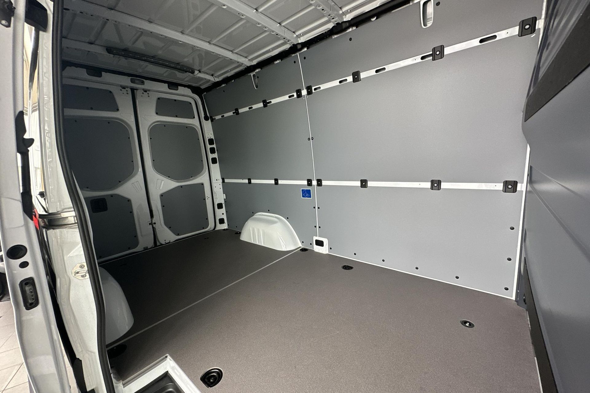 Mercedes-Benz Sprinter 2024, bild 4/10
