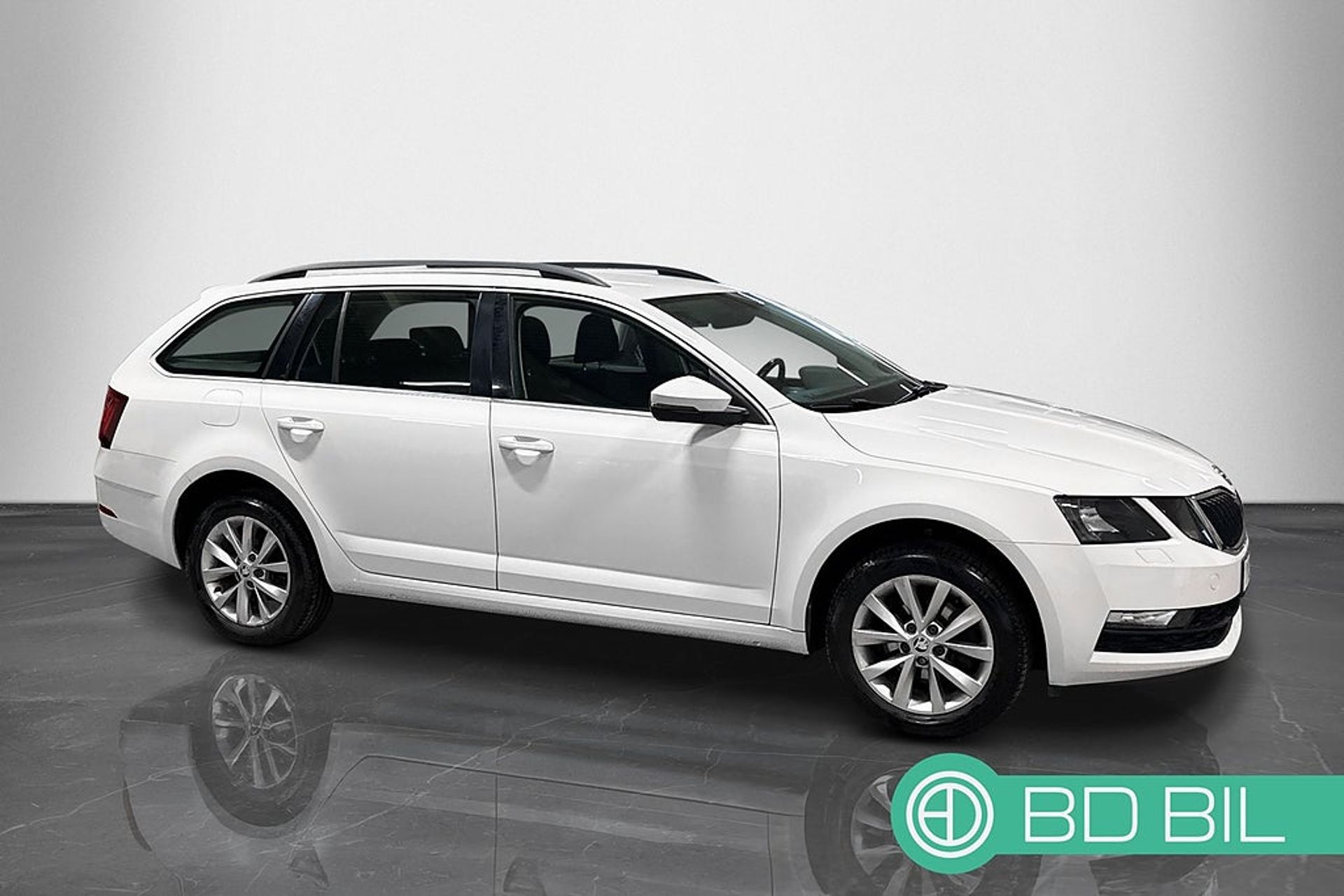 Skoda Octavia Kombi 2.0 TDI SCR 4x4 2019, bild 6/37