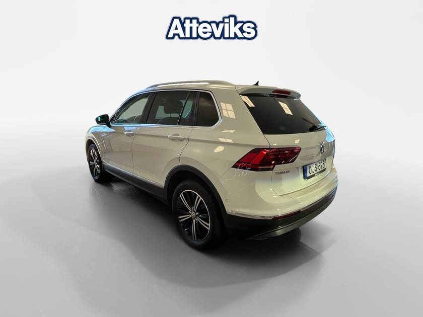 Bild 5 av Volkswagen Tiguan Highline 4M 2.0 TDI 190hk *Panorama/Drag/Backkamer