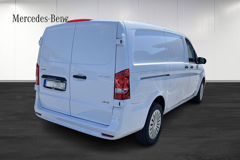 Bild 4 av Mercedes-Benz Vito 116 CDI 4x4 3.0t 9G-Tronic Lång Pro