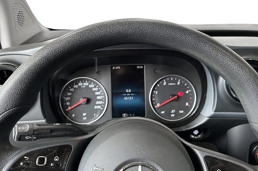Bild 5 av Mercedes-Benz Citan 110 CDI L2/Lång Backkamera Inredning Drag Carplay Moms