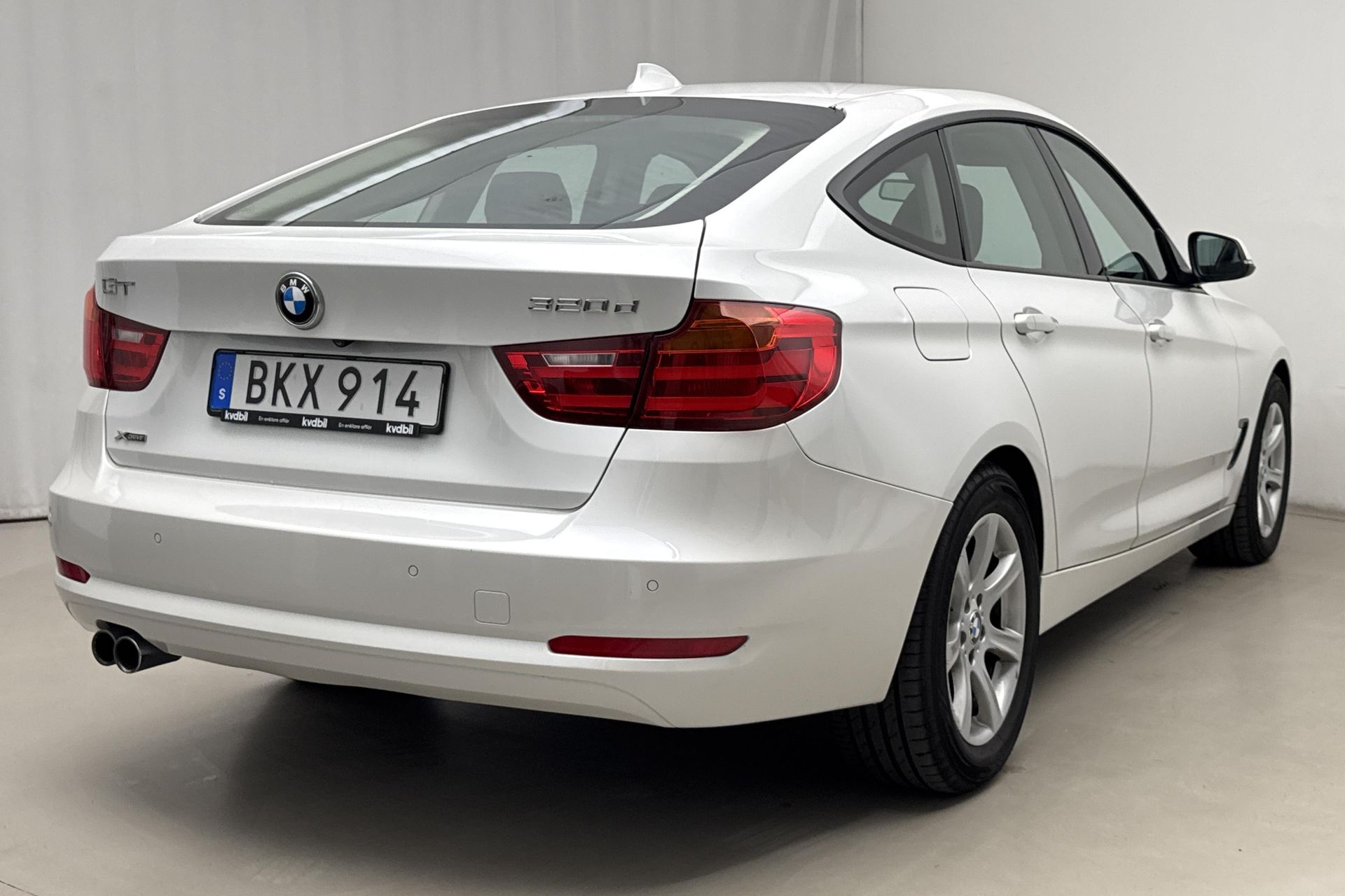 BMW 320d 2016, photo 3/10