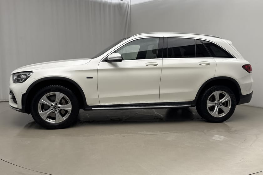 Bild 2 av Mercedes-Benz GLC 300 e 4MATIC