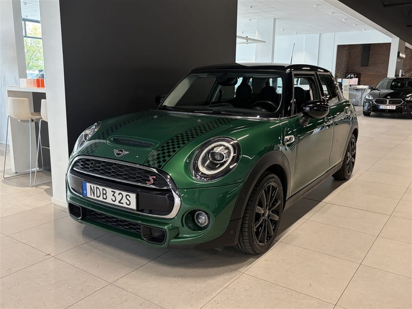 Bild 1 av MINI Cooper S 5dr 192hk Manuell Chili LED PDC Komfortöppning Sportstol Servad