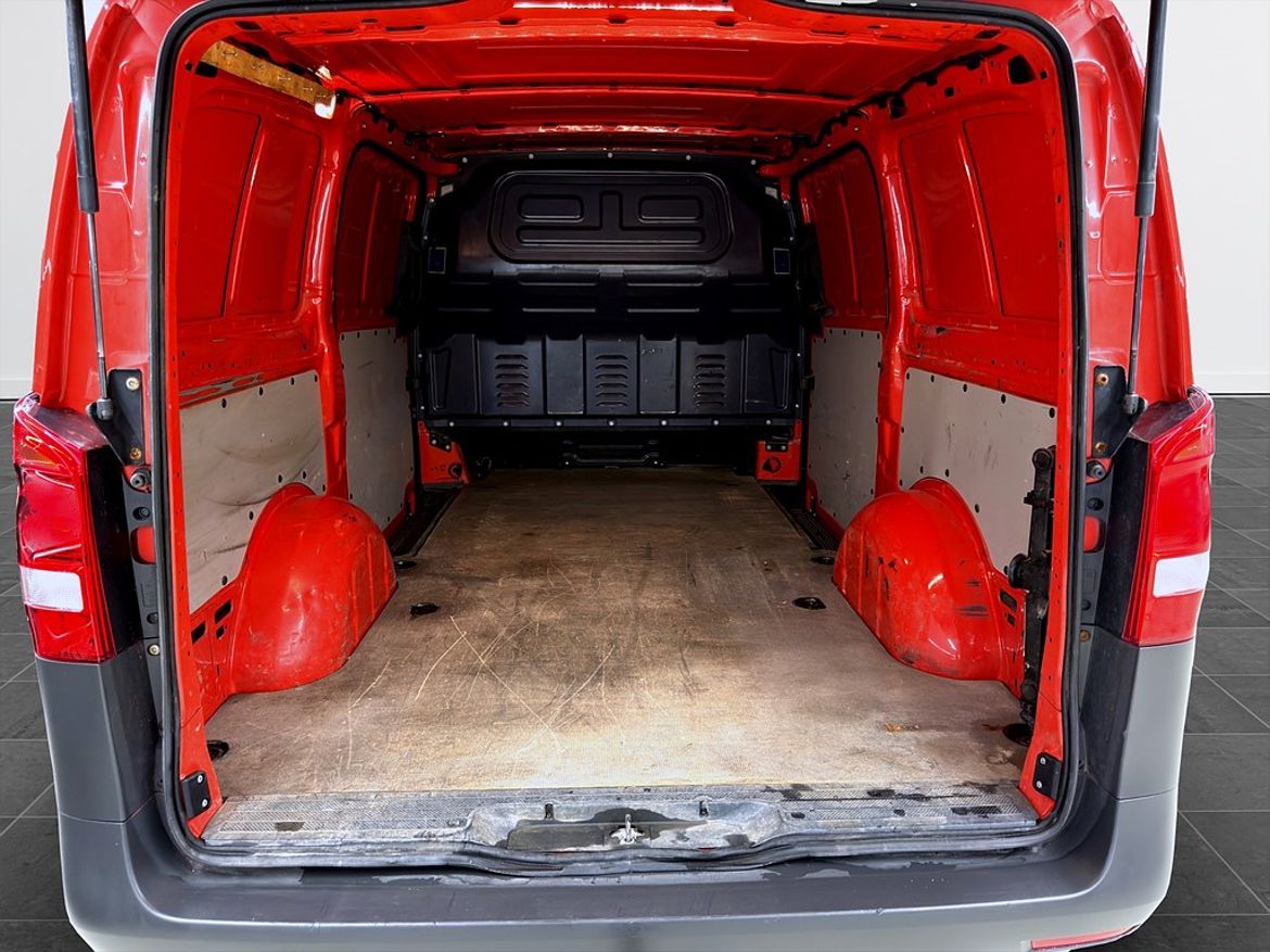 Mercedes-Benz Vito 114 CDI 2.8t Manual, 136hp, 2016