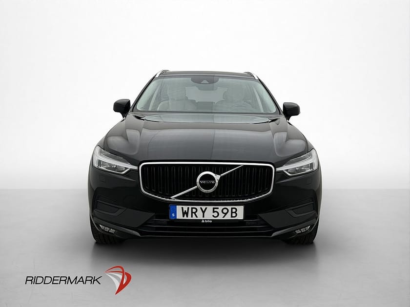 Bild 2 av Volvo XC60 B4 AWD Momentum Skinn Drag Värmare Kamera CarPlay
