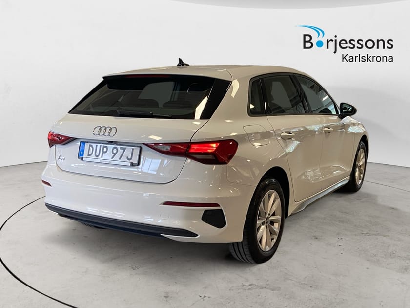 Bild 3 av Audi A3 Sportback 35 TFSI PROLINE 150 HK 6-VÄXLAD