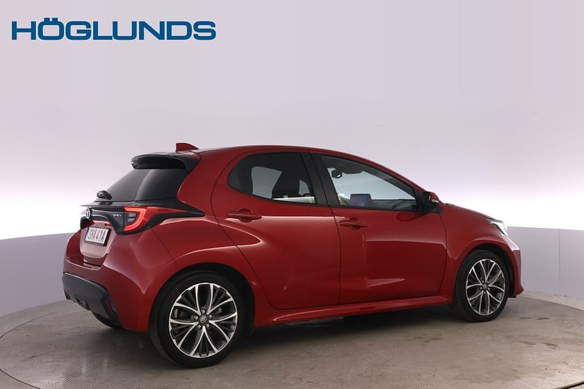 Bild 3 av Toyota Yaris Hybrid CVT 1.5 130 STYLE V-HJUL MOMS