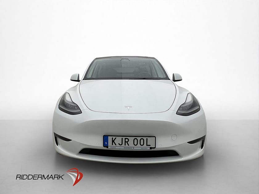 Bild 3 av Tesla Model Y Long Range AWD Dragkrok Autopilot MOMS