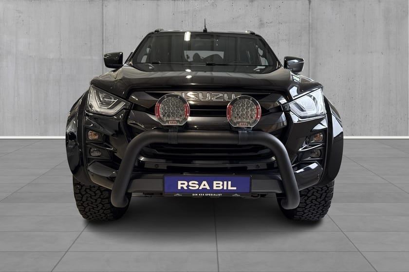 Bilde 2 av Isuzu D-Max Dobbelcab Arctic Truck 35, Ekstralys, Hengerfeste, komplett bil