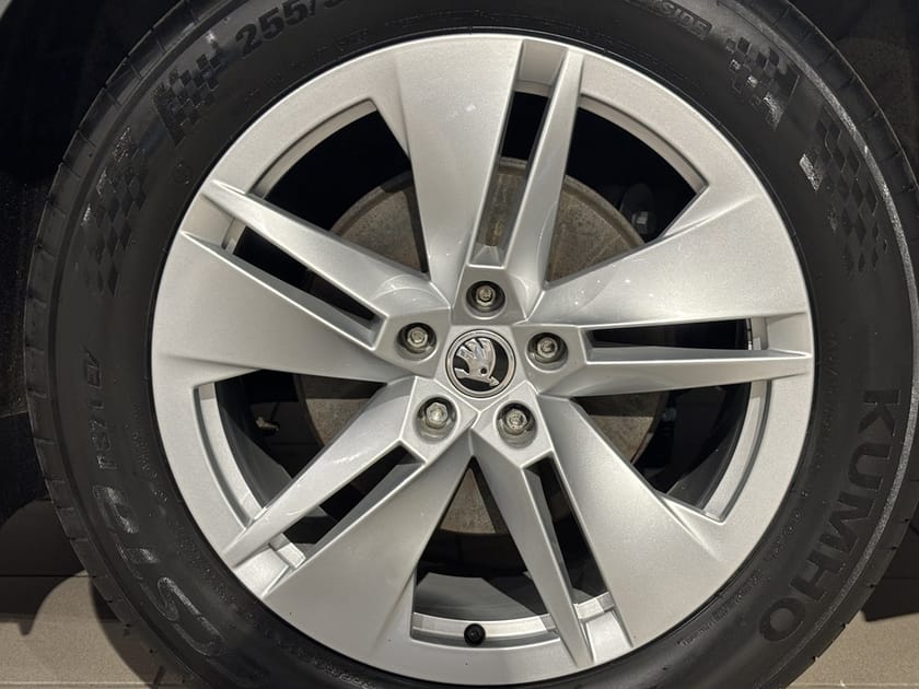 Bild 5 av Škoda Enyaq iV 80 204hk Drag