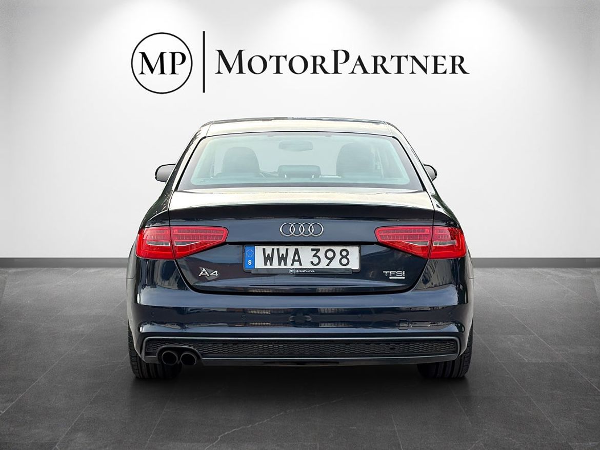 Audi A4 Sedan, bild 6 av 17