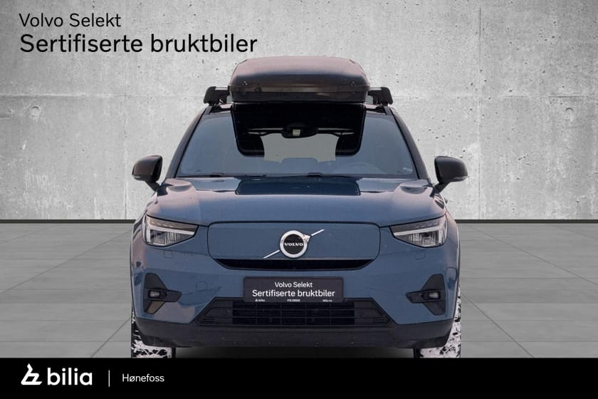 Bilde 1 av Volvo XC40 Recharge Twin motor Plus Skiboks, 20", Varmepumpe++