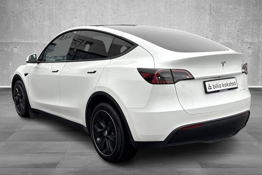 Bilde 3 av Tesla Model Y Long Range AWD AP/SvartSkinn/Hifi/Vinterpk/Norsk/S+V