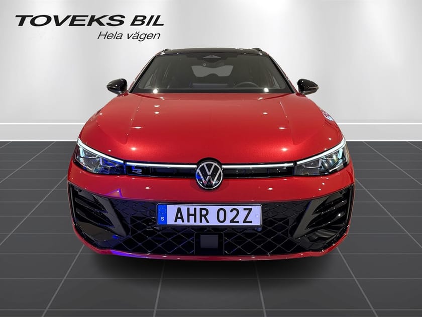 Bild 2 av Volkswagen Passat Variant eHybrid 272hk R-line Signature Black Edition Max**SPEC**