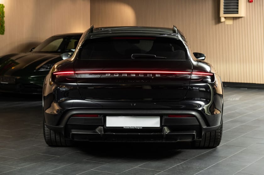 Bilde 5 av Porsche Taycan Turbo S Cross Turismo Pano/21"/Passaskjerskjerm/Night-view/BOSE/ACC