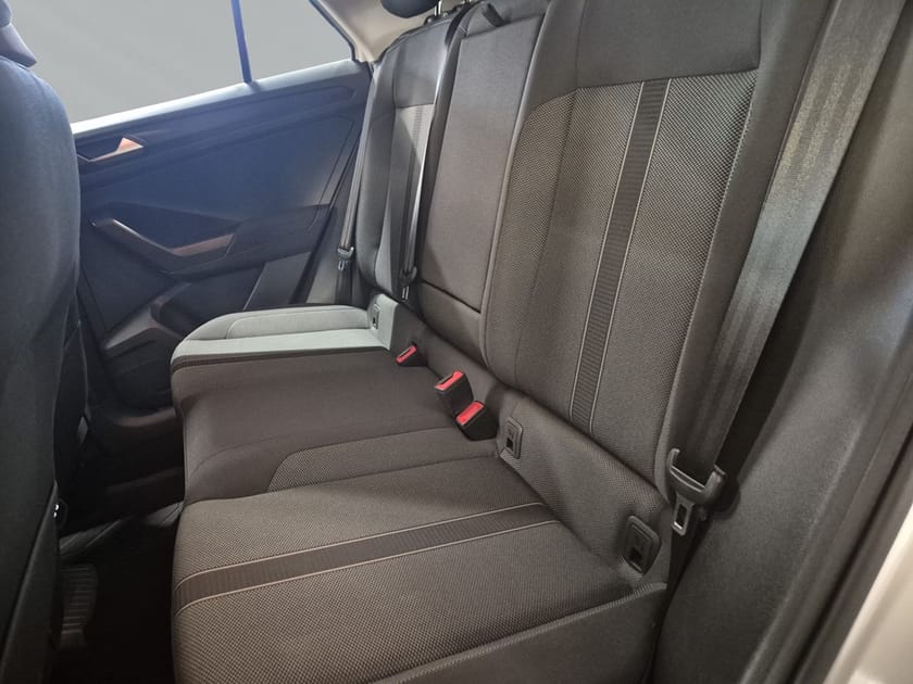Bild 3 av Volkswagen T-Roc 1.0 LIFE 110Hk Backkamera
